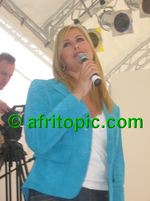 ../Images/Krefeld-Strssenmodenschau-2005 057.jpg